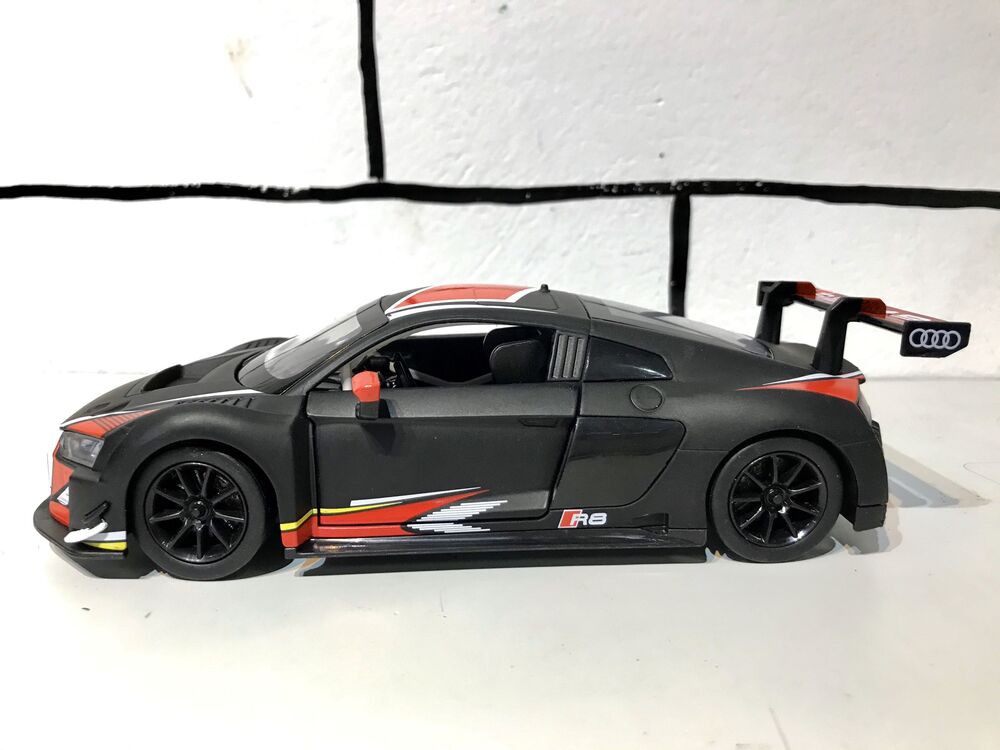 M 244 H 236 Nh Xe Audi R8 Lms 1 24 Msz Mohinhxe Vn