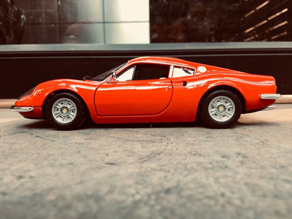 M 244 H 236 Nh Xe Ferrari 246 Gt 1 24 Bburago Mohinhxe Vn