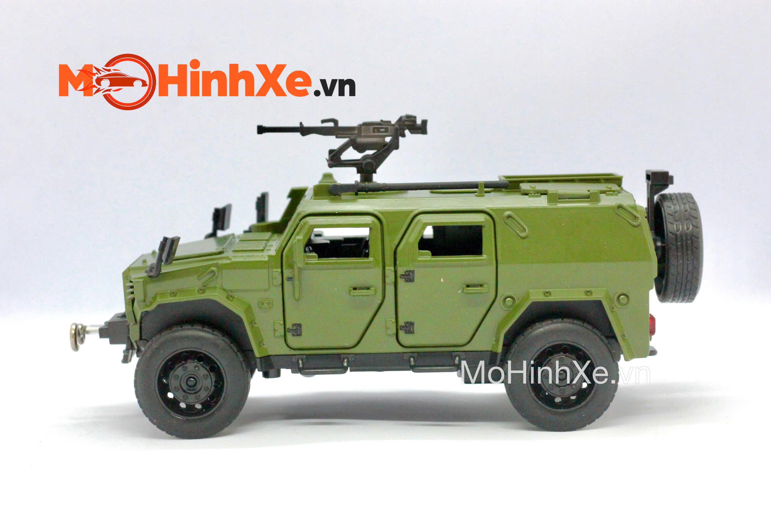 Mô hình xe Xe bọc thép Dongfeng CSK-182 1:32 CheZhi | MoHinhXe.vn