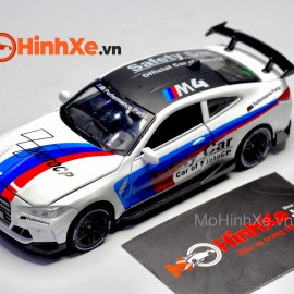 BMW M4 Coupe 1:32 Newao