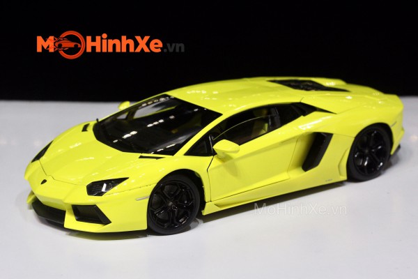 Lamborghini Aventador LP700-4 1:18 Welly - FX