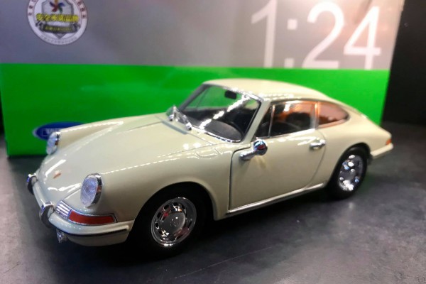 Porsche 911 1964 1:24 Welly-FX