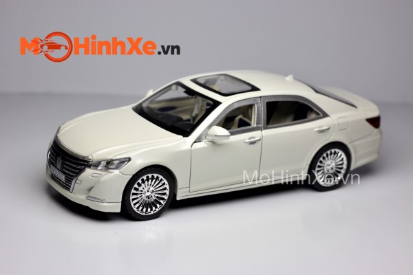 Toyota Crown 1:24 XLG